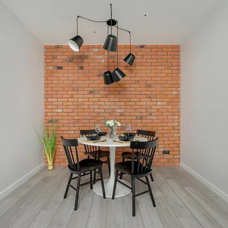 Apartament Bright With Balcony And Free Garage By Renters Poznań